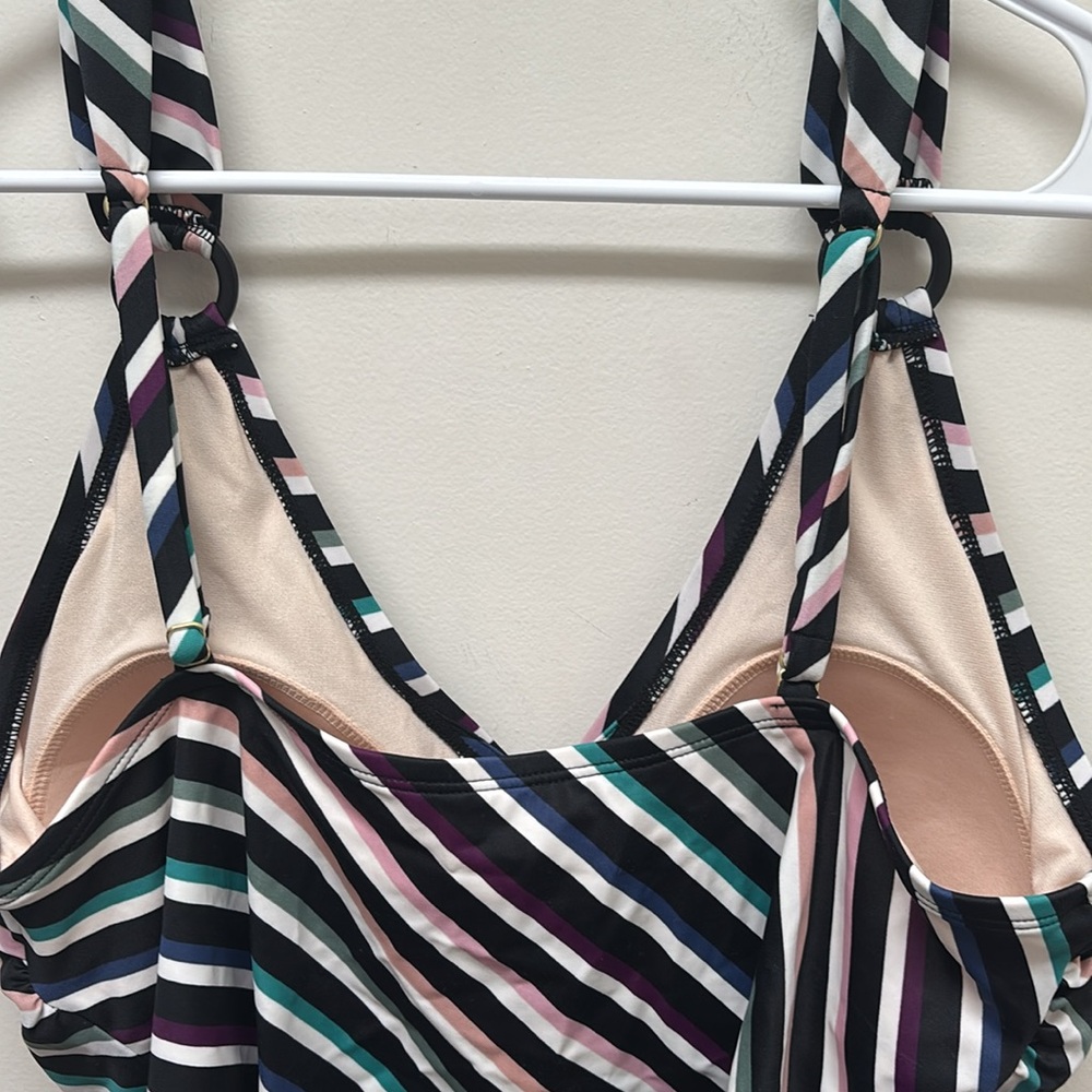 KONA SOL Tankini Bathing Top - Size XL - Picture 5 of 10